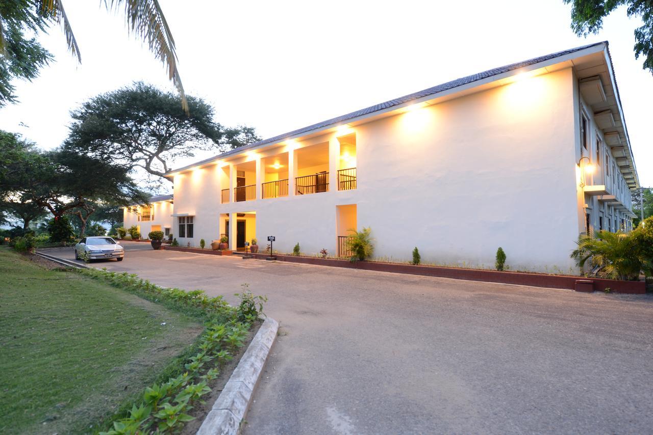 Sakura Inn Bagan Exterior foto